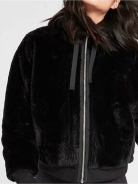 Athleta Ritual Black Faux Fur Zip Up Hoodie Jacket Coat Size XL 16